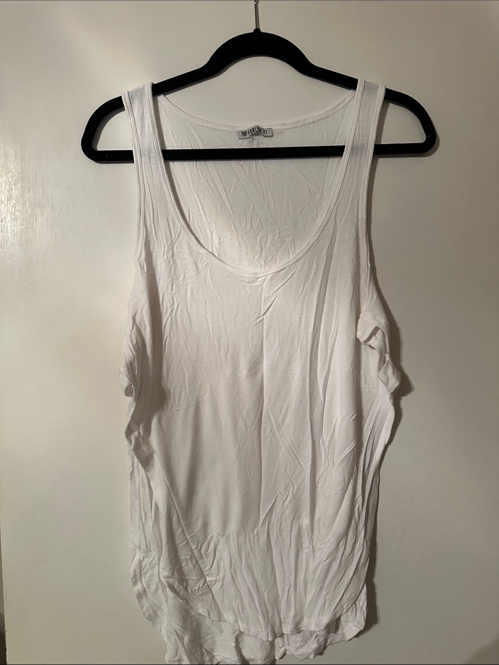 Forever 21 White Scoop Neck Tank Top